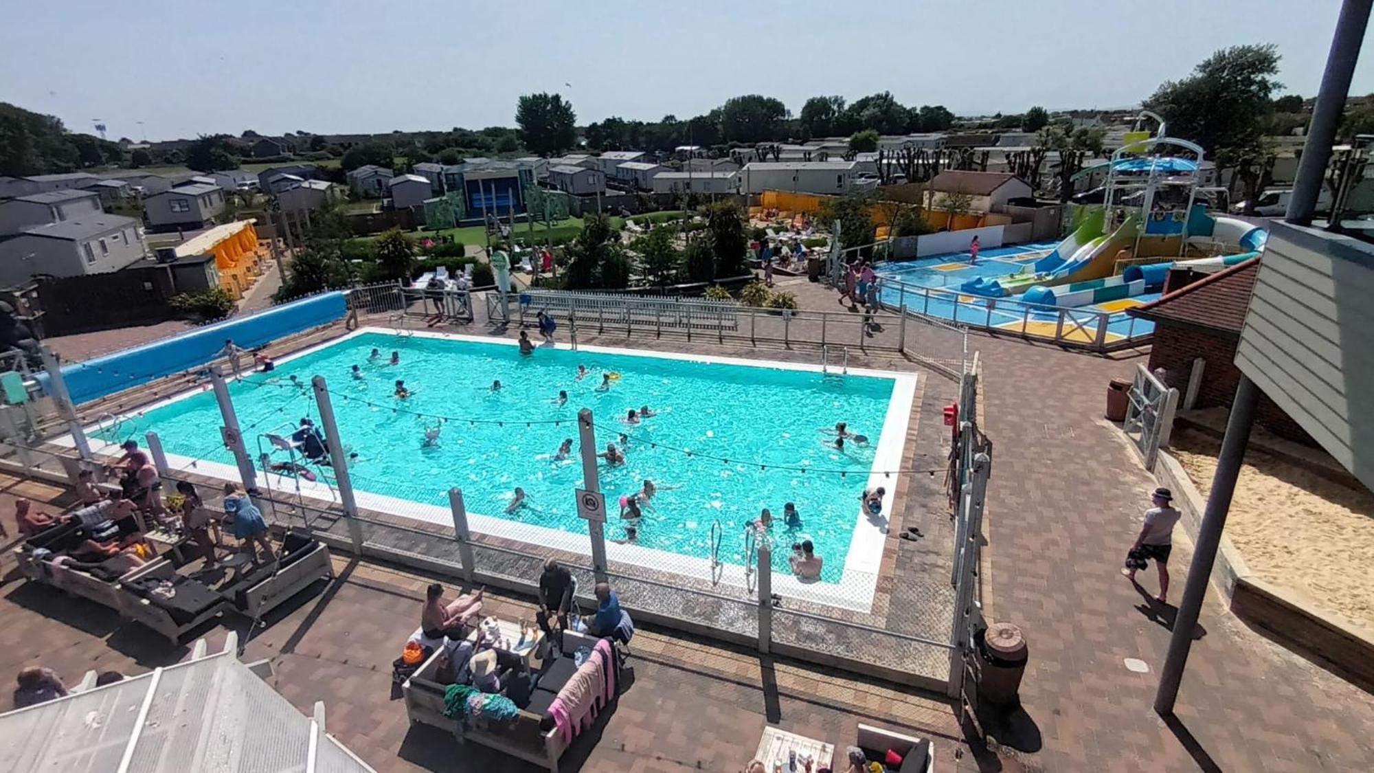 Amor, West Sands Holiday Park, Селси Экстерьер фото